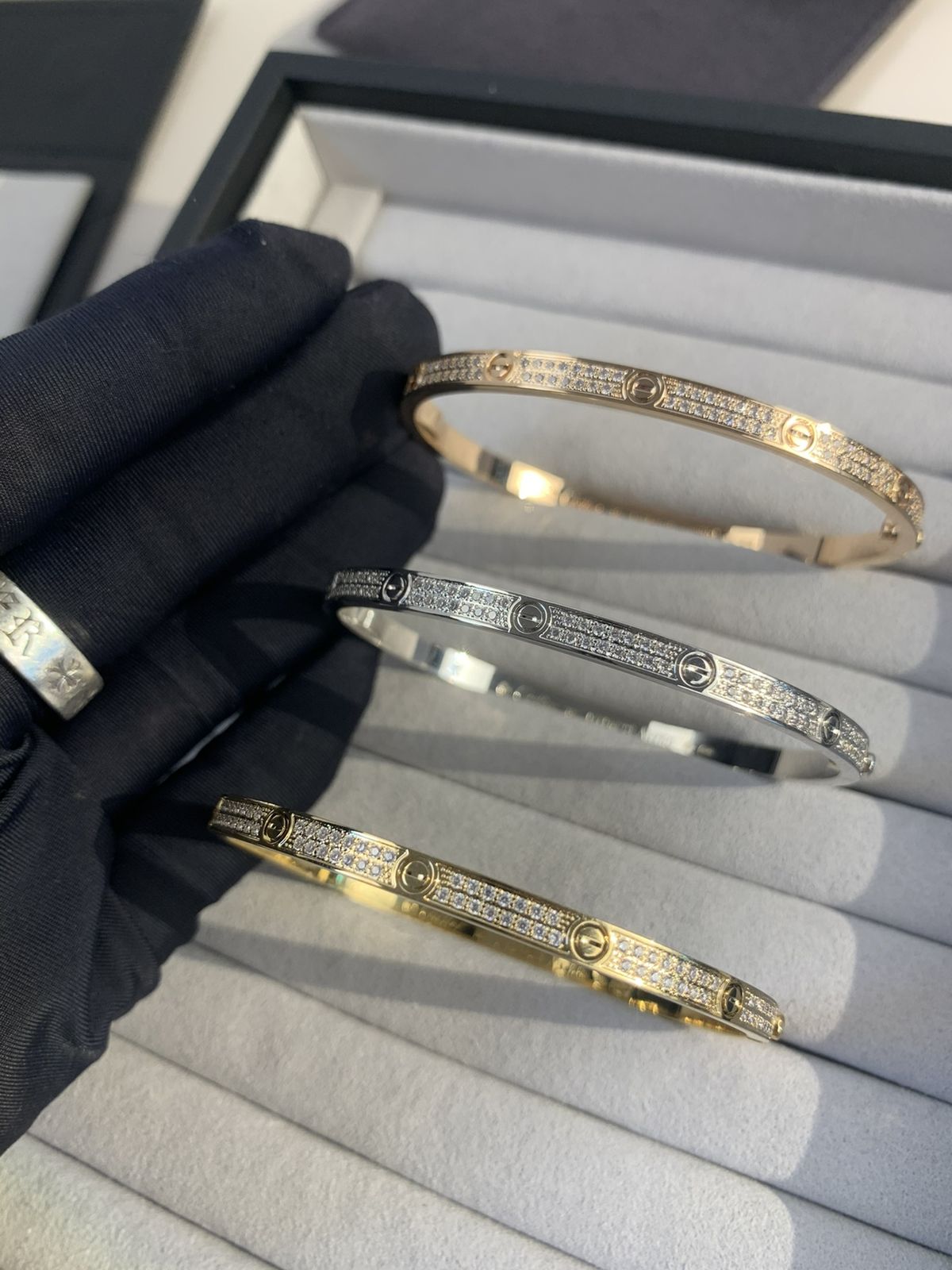 Diamonda light Gold