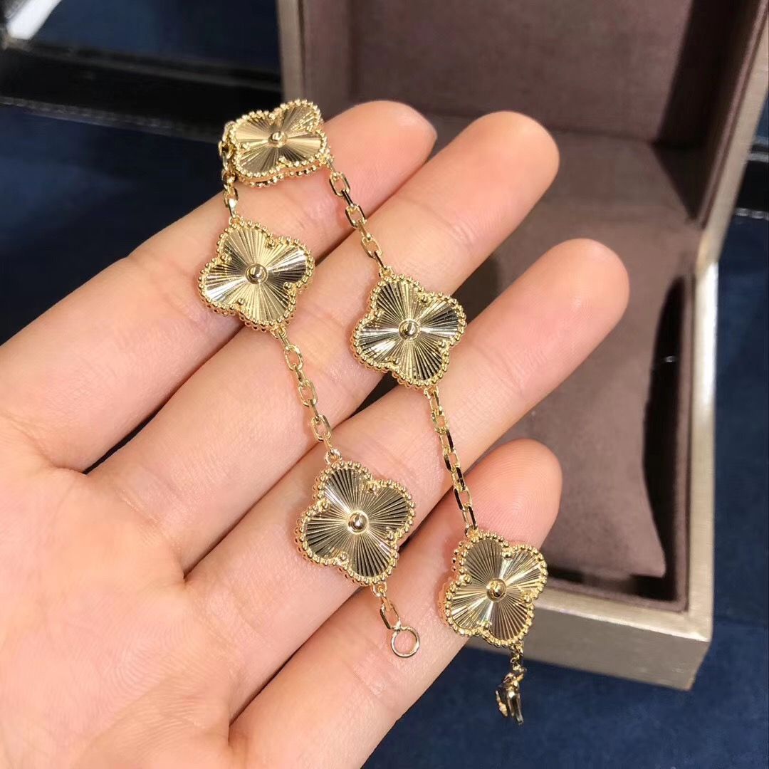 Gourmette fives trèfles Gold