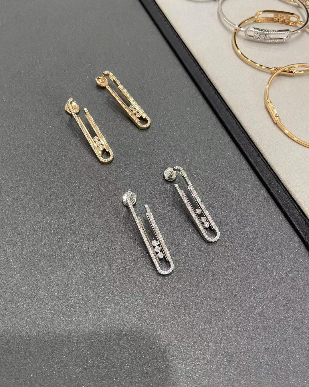 Boucles rayon secret doré
